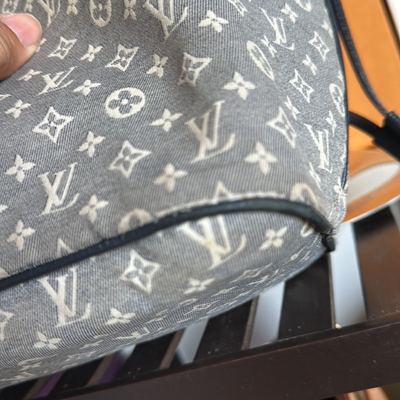 Louis Vuitton Neverfull Minilin - Picture 9 of 13